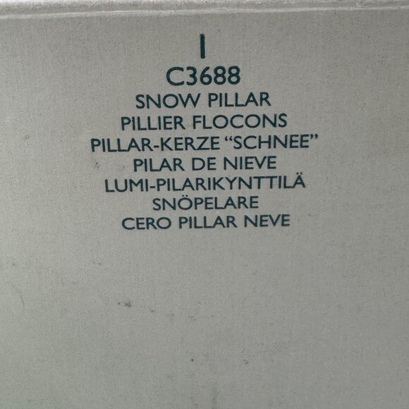 NEW PARTYLITE #3688 WHITE SNOW PILLAR CANDLE 6" x 3" NEW IN BOX RARE - Picture 3 of 6